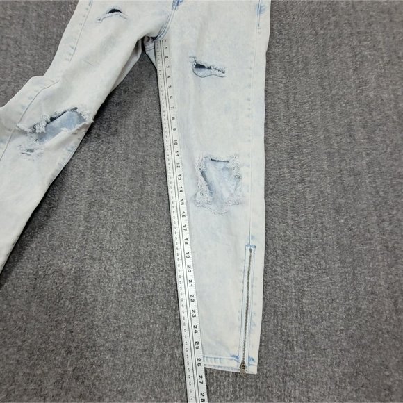 Abercrombie & Fitch Jeans Womens 32x26 Blue Tapered Ankle Zips Distressed Crop - Picture 5 of 13